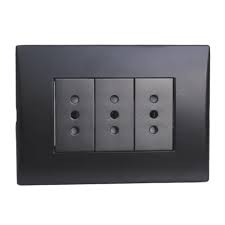 [FEMAEE-1980] ENCHUFE EMB. PUENTE TRIPLE 10A 250V NEGRO